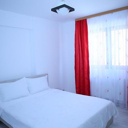 Rcc Apartaments Focșani Bagian luar foto