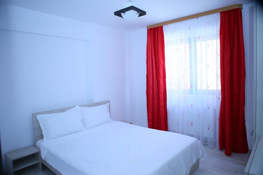 Rcc Apartaments Focșani Bagian luar foto