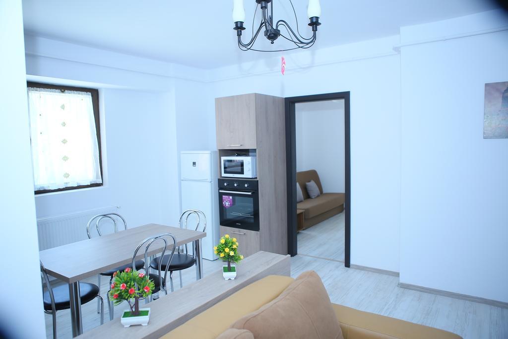Rcc Apartaments Focșani Bagian luar foto